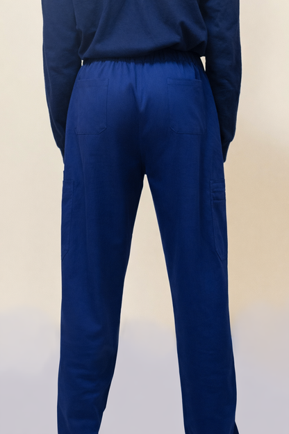 8-Pocket Scrub Set Built for Long Shifts